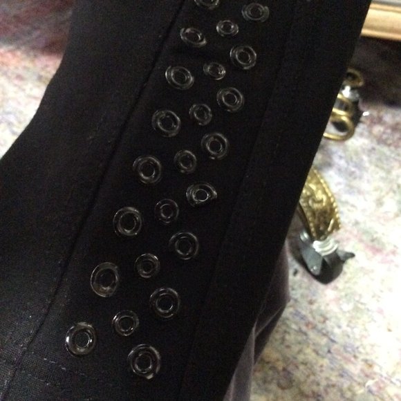 Black studded legging by Blue Earth, size M - Picture 3 of 11